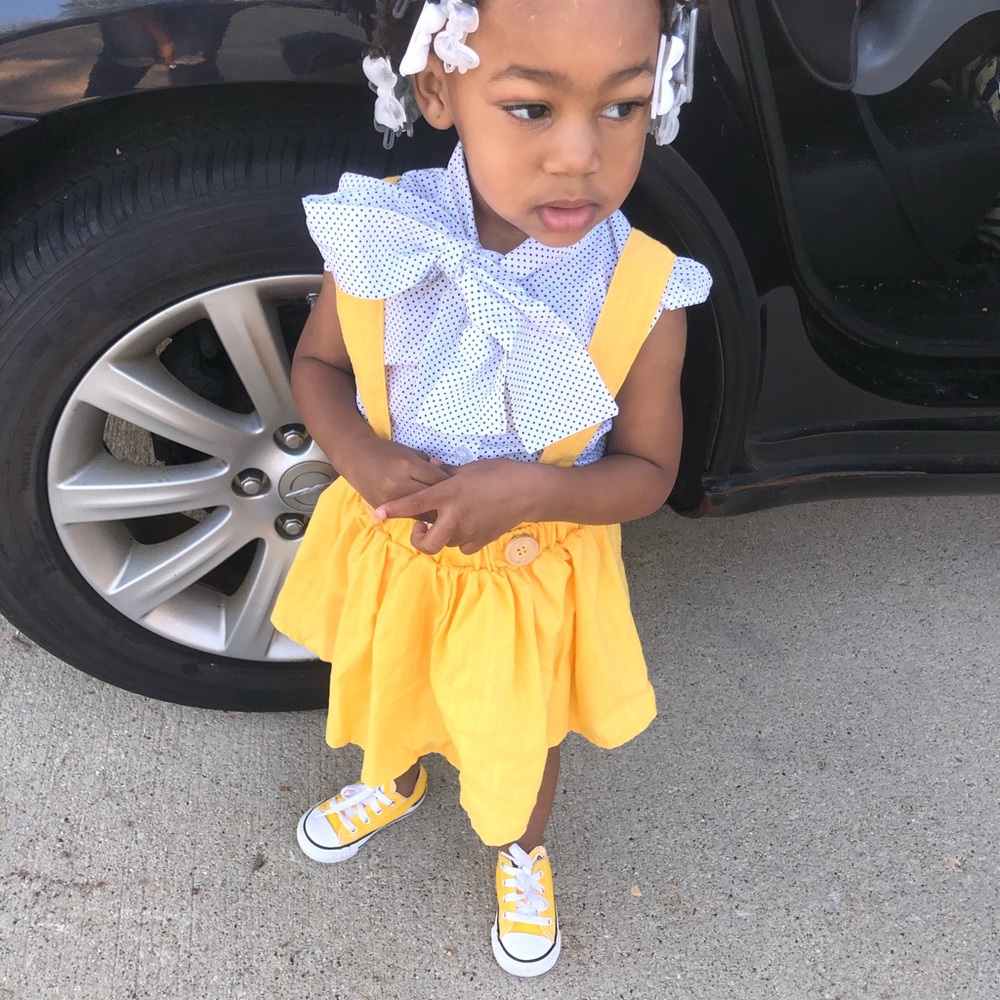 Yellow skirt